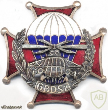 POLAND 6th Airborne Brigade badge, type 2 img4016