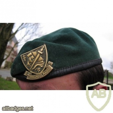Commandos Marine beret badge img7423