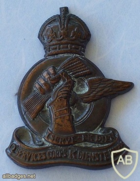 Q Services Corps hat badge img7569