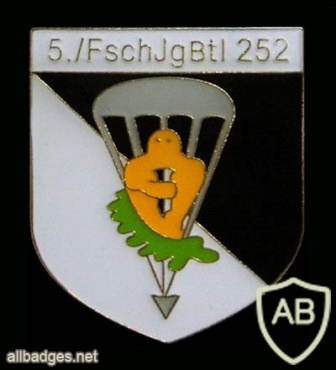 252 Airborne Battailon, 5th Company badge, type 2 img8014