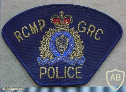 Royal Canadian Mounted Police arm patch 2 img10090