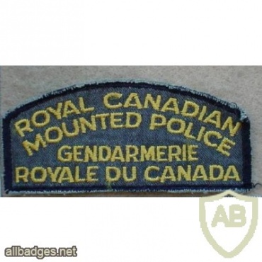 Royal Canadian Mounted Police arm patch 3 img10091