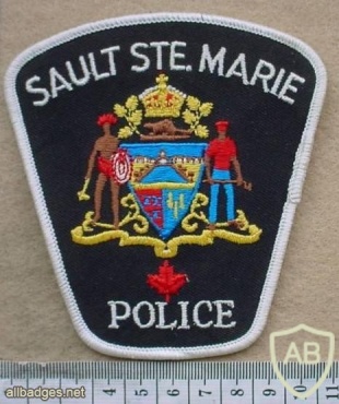 Sault Ste.Marie Police arm patch img10081