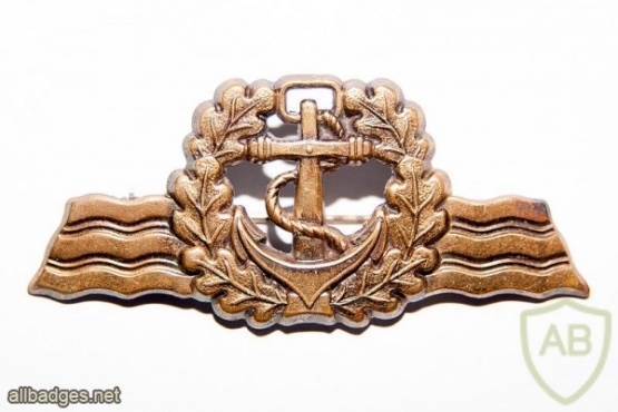Sailors qualification badge, bronze img10351