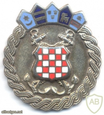 CROATIA Navy cap badge, 1992 img10442