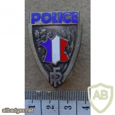 France Gendarmerie (National Police) breast badge 2 img10877