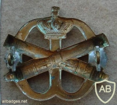 Horse Artillery corps hat badge img13819