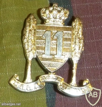 11 line infantry cap badge, silver img17016