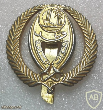 STATE OF QATAR ARMED FORCES LAPEL BADGE.