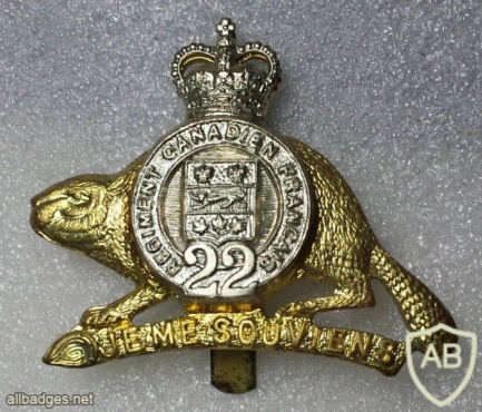 Canada 22nd Regiment cap badge img20333
