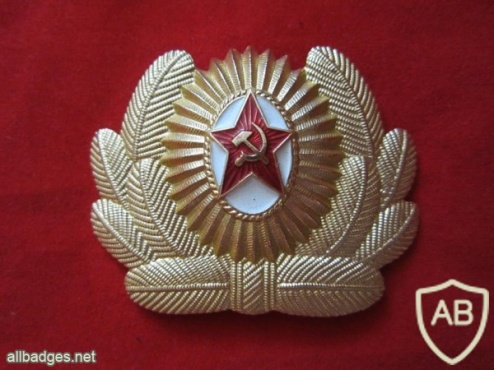 Soviet Union army cap badge, officer 1 img22740