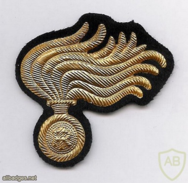 Arm of Carabineers hat badge, type 3 img22985