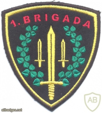 SLOVENIA Armed Forces 1st Brigade (Infantry) sleeve patch, 1990s, type 1 img27077