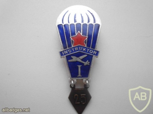 YUGOSLAVIA Air Force Parachute instructor badge, 1970s img30403