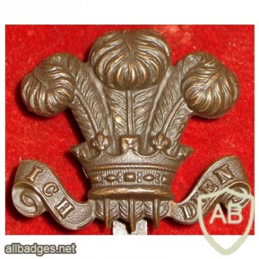 Civil Service Rifles (ROYAL WELSH REGT) hat badge img32068