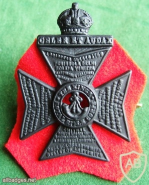 King's Royal Rifle Corps cap badge, King's crown, solid img34850