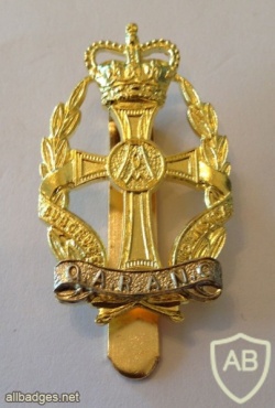 QUEEN ALEXANDRA'S ROYAL ARMY NURSING CORPS cap badge img35727