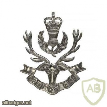 Queen's Own Highlanders cap badge img35732