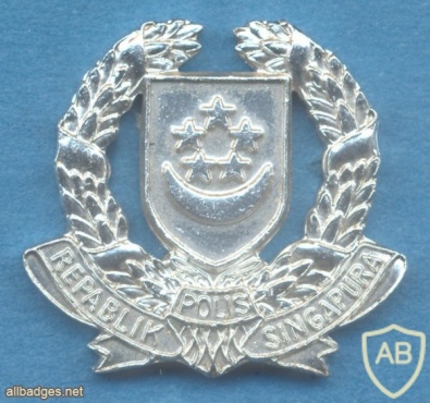 SINGAPORE Police Force collar badge img35766