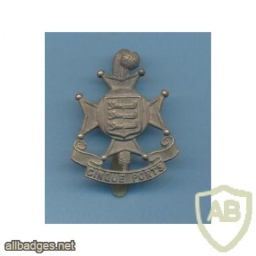 5th Battalion, Royal Sussex Regiment cap badge img35849