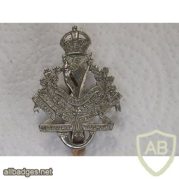 King's Liverpool Regiment, 8th IRISH Battalion cap badge, King's crown, type 1902, white metal img36052