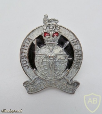 Army Legal Corps cap badge img36344