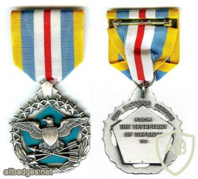 Defense Superior Service Medal img37683