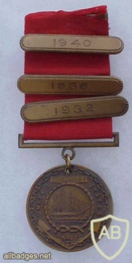 Good Conduct Medal, Navy, type 3 with enlistment bars img38209