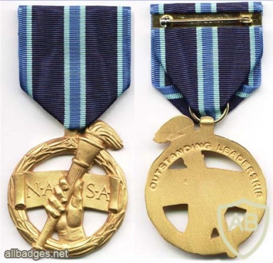 NASA Outstanding Leadership Medal img38067