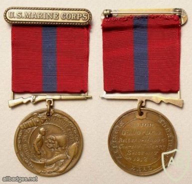Good Conduct Medal, Marine Corps, with clasp img38321