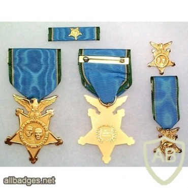 Border Patrol Newton Azrak Medal for Heroism img38360