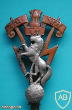 Indian Army Corps of Electronics and Mechanical Engineers cap badge img41586