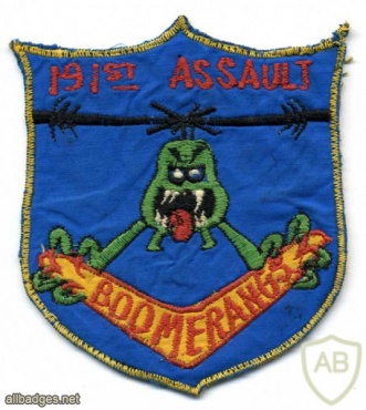 191st Assualt Helicopter Company Patch - Vietnamese machine made patch for The Boomerangs, 191st Assualt helicopter company. img47700