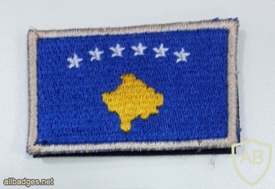 KOSOVO Army  flag sleeve patch img48016