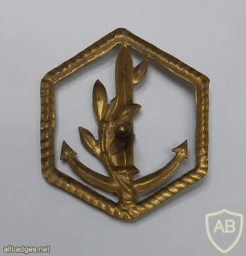 Navy NCO hat badge- 1948 Type- 2 img53700