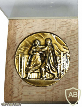 Памятная настольная медаль 40 лет со дня освобождения Беларуси от немецко-фашистских захватчиков img54648