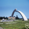 Ленинград, мемориал "Разорванное кольцо"  - Broken Ring monument on "Road of Life" img56514