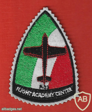Flight academy center P-33 img65946
