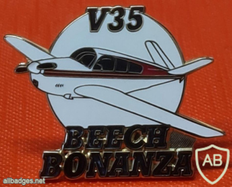 Beechcraft bonanza V-35 img69840