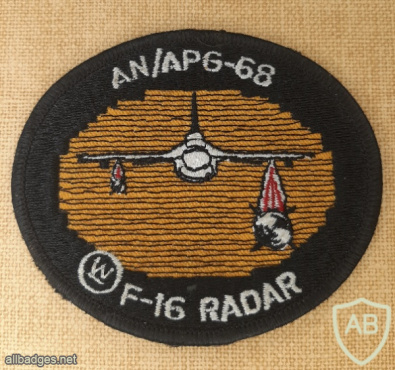 AN/APG-68 radar of an F-16 aircraft img71131
